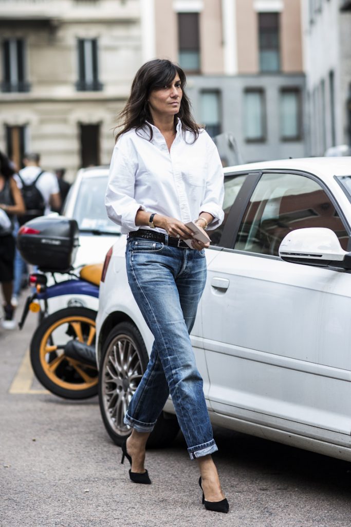 Emmanuelle alt streetstyle sandrasemburg milan jeans white shirt pumps