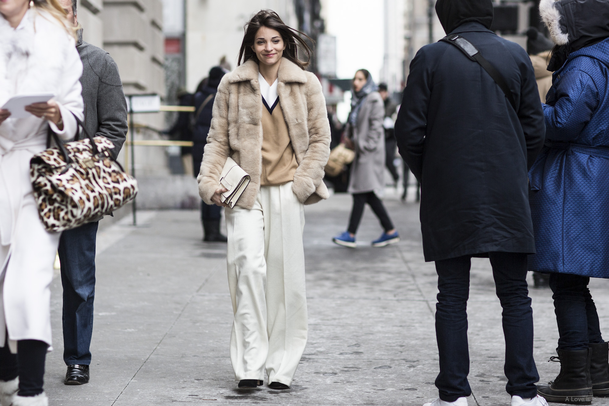 New York, NYFW FW 2015 day 4, outside Victoria Beckham, Maria Duenas Jacobs