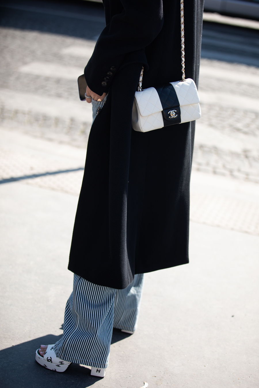 Paris FW22 Streetstyle full gallery – Sandra Semburg